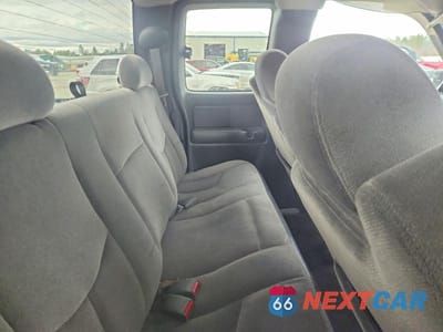 Zdjęcie 10 z 12 samochodu: 2004 GMC SIERRA K2500 HEAVY DUTY VIN:1GTHK29244E363049 - miniatura
