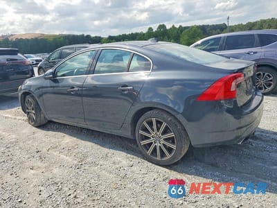 Drugie zdjęcie samochodu z przodu: 2015 VOLVO S60 PLATINUM VIN:YV1612TD9F2306557 - miniatura