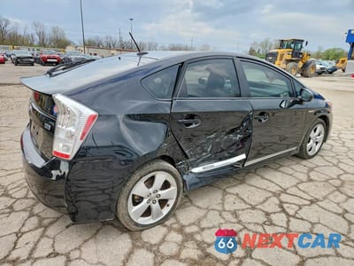 Trzecie zdjęcie samochodu z tyłu: 2011 TOYOTA PRIUS FIVE VIN:JTDKN3DU4B0289041 - miniatura