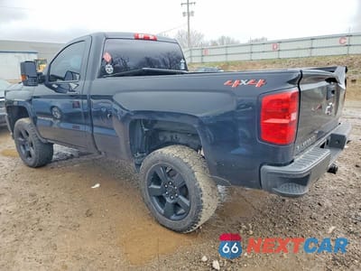 Drugie zdjęcie samochodu z przodu: 2018 CHEVROLET SILVERADO K1500 VIN:1GCNKNEC7JZ375140 - miniatura