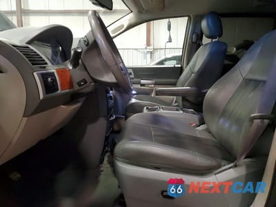 Zdjęcie 7 z 13 samochodu: 2008 CHRYSLER TOWN & COUNTRY TOURING VIN:2A8HR54P28R632067 - miniatura