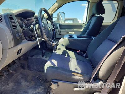 Zdjęcie 7 z 11 samochodu: 2012 CHEVROLET SILVERADO K2500 HEAVY DUTY VIN:1GC2KVCG5CZ349647 - miniatura