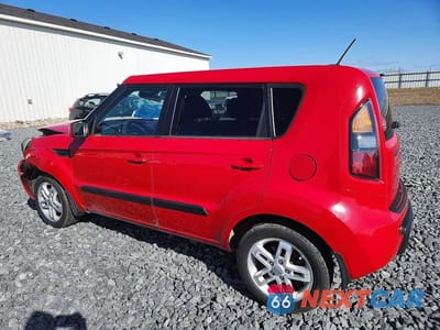 Drugie zdjęcie samochodu z przodu: 2011 KIA SOUL + VIN:KNDJT2A22B7236215 - miniatura