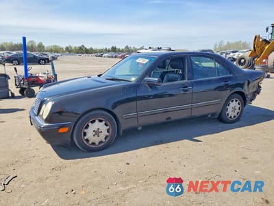 1997 MERCEDES-BENZ E 320 WDBJF55F4VA282916 - główne zdjęcie licytacji z USA - miniatura