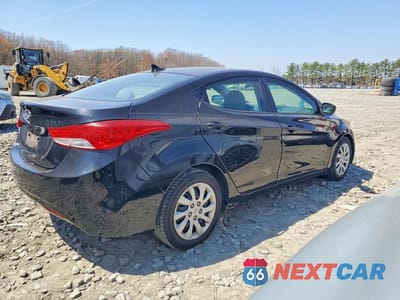 Trzecie zdjęcie samochodu z tyłu: 2011 HYUNDAI ELANTRA GLS VIN:5NPDH4AE9BH019552 - miniatura