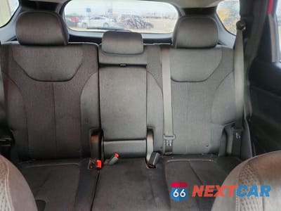 Zdjęcie 10 z 13 samochodu: 2019 HYUNDAI SANTA FE VIN:5NMS33AD4KH006941 - miniatura
