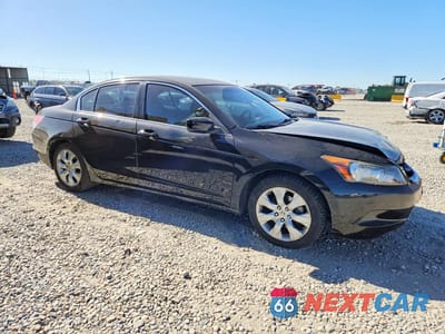 Czwarte zdjęcie samochodu z boku: 2008 HONDA ACCORD EXL VIN:JHMCP26828C010166 - miniatura