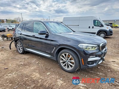 Czwarte zdjęcie samochodu z boku: 2018 BMW X3 XDRIVE30I VIN:5UXTR9C54JLC69909 - miniatura
