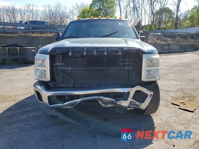 Piąte zdjęcie samochodu w środku: 2011 FORD F250 SUPER DUTY VIN:1FT7W2BT2BEC83782 - miniatura