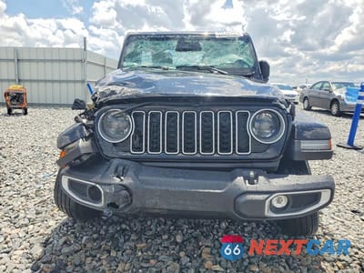 Piąte zdjęcie samochodu w środku: 2026 JEEP WRANGLER SAHARA VIN:1C4PJXENXTW194384 - miniatura