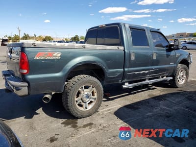 Trzecie zdjęcie samochodu z tyłu: 2006 FORD F350 SRW SUPER DUTY VIN:1FTWW31P56EC40419 - miniatura