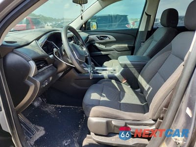 Zdjęcie 7 z 11 samochodu: 2020 CHEVROLET TRAVERSE LS VIN:1GNERFKW3LJ314814 - miniatura