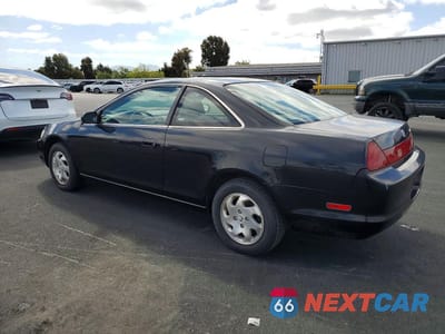 Drugie zdjęcie samochodu z przodu: 1998 HONDA ACCORD EX VIN:1HGCG3272WA001160 - miniatura