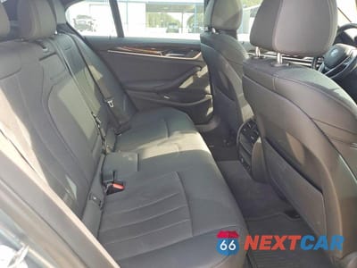 Zdjęcie 10 z 12 samochodu: 2021 BMW 530 XI VIN:WBA13BJ01MCF18502 - miniatura