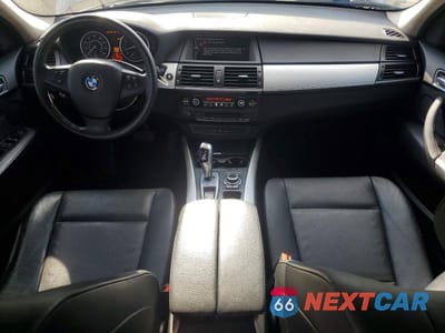 Zdjęcie 8 z 13 samochodu: 2013 BMW X5 XDRIVE35I VIN:5UXZV4C53D0B13469 - miniatura