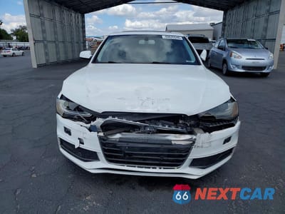 Piąte zdjęcie samochodu w środku: 2014 AUDI A4 PREMIUM VIN:WAUAFAFL9EA085655 - miniatura