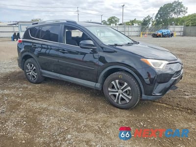 Czwarte zdjęcie samochodu z boku: 2017 TOYOTA RAV4 LE VIN:2T3ZFREV8HW341183 - miniatura