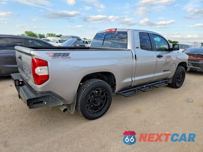 Trzecie zdjęcie samochodu z tyłu: 2016 TOYOTA TUNDRA SR5 VIN:5TFRM5F13GX105951 - miniatura