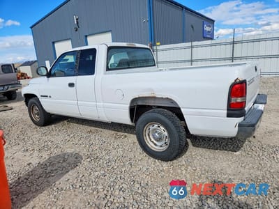 Drugie zdjęcie samochodu z przodu: 2000 DODGE RAM 1500 VIN:1B7HC13Y7YJ107084 - miniatura