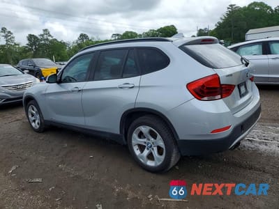 Drugie zdjęcie samochodu z przodu: 2015 BMW X1 SDRIVE28I VIN:WBAVM1C58FV318366 - miniatura