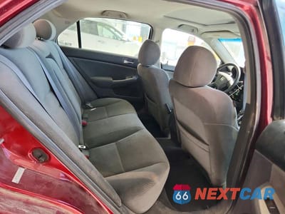 Zdjęcie 10 z 12 samochodu: 2005 HONDA ACCORD EX VIN:1HGCM56745A001626 - miniatura
