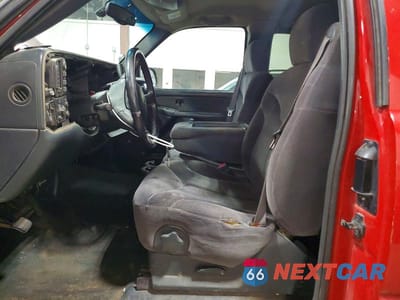 Zdjęcie 7 z 13 samochodu: 2002 GMC NEW SIERRA K1500 VIN:2GTEK19V521340286 - miniatura