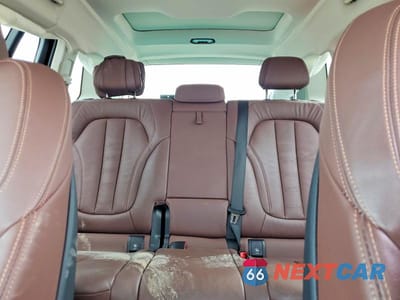 Zdjęcie 10 z 13 samochodu: 2021 BMW X7 XDRIVE40I VIN:5UXCW2C07M9F47174 - miniatura