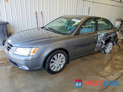 2009 HYUNDAI SONATA LIMITED 5NPEU46C09H493021 - główne zdjęcie licytacji z USA - miniatura