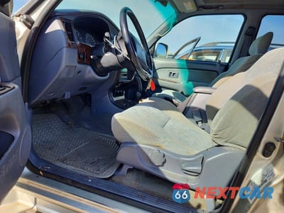 Zdjęcie 7 z 13 samochodu: 2000 TOYOTA 4RUNNER VIN:JT3HN86R7Y0323129 - miniatura