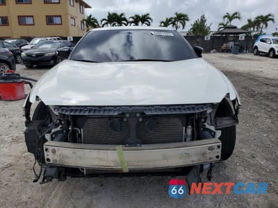 Piąte zdjęcie samochodu w środku: 2017 NISSAN MAXIMA 3.5 SV VIN:1N4AA6AP9HC456532 - miniatura