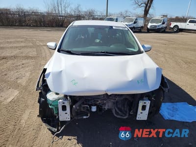Piąte zdjęcie samochodu w środku: 2017 KIA FORTE EX VIN:3KPFL4A8XHE073778 - miniatura