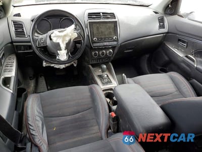 Zdjęcie 8 z 14 samochodu: 2022 MITSUBISHI OUTLANDER SPORT ES VIN:JA4ARUAU8NU017934 - miniatura