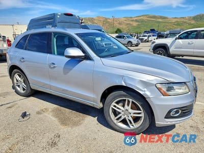 Czwarte zdjęcie samochodu z boku: 2016 AUDI Q5 PREMIUM PLUS VIN:WA1L2AFPXGA031403 - miniatura