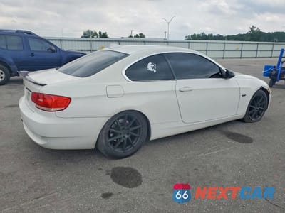 Trzecie zdjęcie samochodu z tyłu: 2007 BMW 328 XI VIN:WBAWC33587PD05919 - miniatura