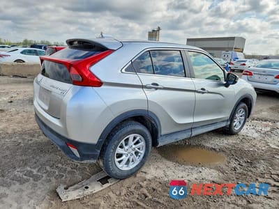 Trzecie zdjęcie samochodu z tyłu: 2019 MITSUBISHI ECLIPSE CROSS ES VIN:JA4AT3AA4KZ031815 - miniatura