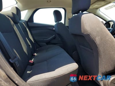 Zdjęcie 10 z 12 samochodu: 2017 FORD FOCUS SE VIN:1FADP3F2XHL289430 - miniatura