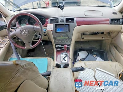 Zdjęcie 8 z 12 samochodu: 2004 LEXUS ES 330 BASE VIN:JTHBA30G745015557 - miniatura