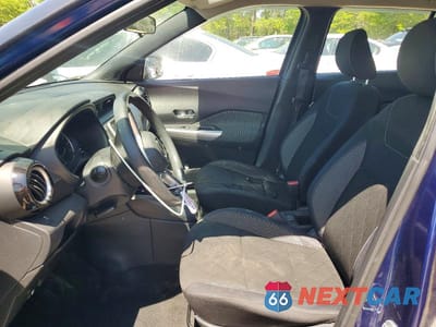 Zdjęcie 7 z 11 samochodu: 2018 NISSAN KICKS SV VIN:3N1CP5CU2JL542485 - miniatura