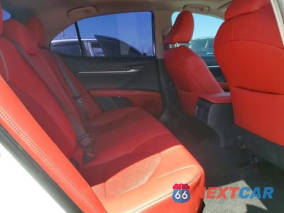 Zdjęcie 10 z 13 samochodu: 2018 TOYOTA CAMRY XSE VIN:4T1B61HK8JU106253 - miniatura