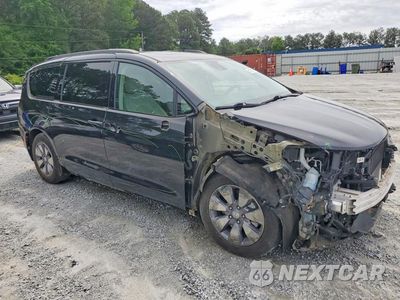 Czwarte zdjęcie samochodu z boku: 2018 CHRYSLER PACIFICA HYBRID LIMITED VIN:2C4RC1N79JR358487 - miniatura