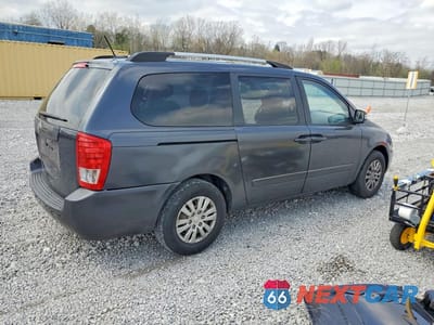 Trzecie zdjęcie samochodu z tyłu: 2014 KIA SEDONA LX VIN:KNDMG4C75E6539425 - miniatura