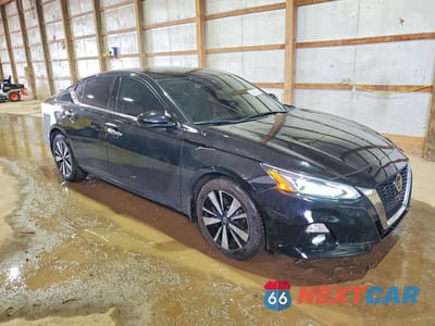 Czwarte zdjęcie samochodu z boku: 2021 NISSAN ALTIMA SL VIN:1N4BL4EW4MN383203 - miniatura