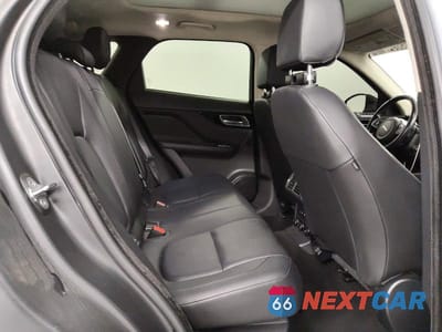 Zdjęcie 11 z 13 samochodu: 2019 JAGUAR F-PACE PREMIUM VIN:SADCJ2FX3KA355756 - miniatura