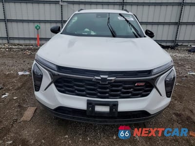 Piąte zdjęcie samochodu w środku: 2025 CHEVROLET TRAX 2RS VIN:KL77LJEPXSC041722 - miniatura