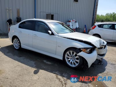 Czwarte zdjęcie samochodu z boku: 2006 BMW 330 I VIN:WBAVB33506KS31404 - miniatura