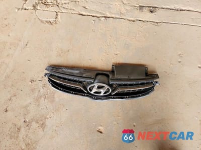 Zdjęcie 12 z 13 samochodu: 2011 HYUNDAI ELANTRA LIMITED VIN:KMHDH4AE8BU157925 - miniatura