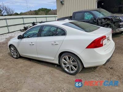 Drugie zdjęcie samochodu z przodu: 2011 VOLVO S60 T6 VIN:YV1902FH2B2010157 - miniatura