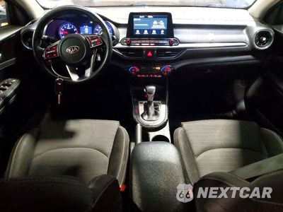 Zdjęcie 8 z 12 samochodu: 2019 KIA FORTE S VIN:3KPF34ADXKE016436 - miniatura