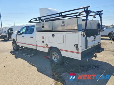 Drugie zdjęcie samochodu z przodu: 2024 FORD F250 SUPER DUTY UTILITY / SERVICE TRUCK VIN:1FT7W2BA8RED60034 - miniatura