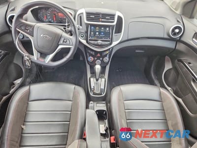 Zdjęcie 8 z 12 samochodu: 2018 CHEVROLET SONIC PREMIER VIN:1G1JF6SB9J4128129 - miniatura